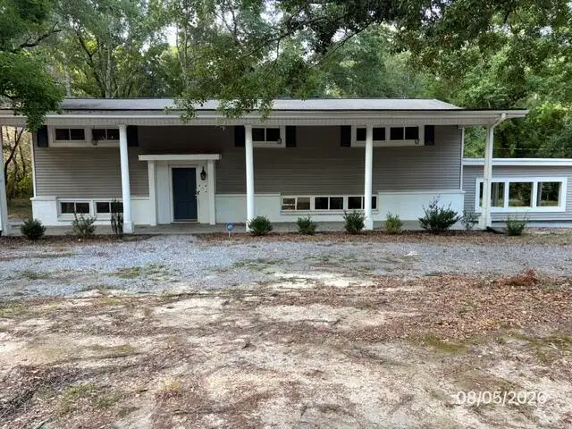 1091 Richburg Rd., Hattiesburg, MS 39402 - #1