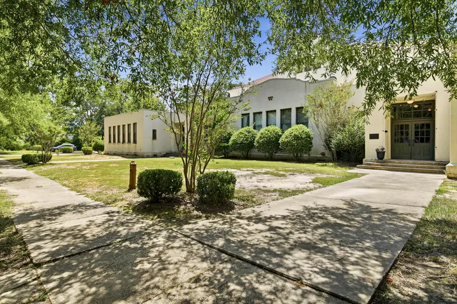 601 Court Unit 200 St., Hattiesburg, MS 39401 - #3