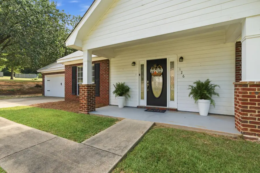 126 Pine Ln., Hattiesburg, MS 39402 - #3