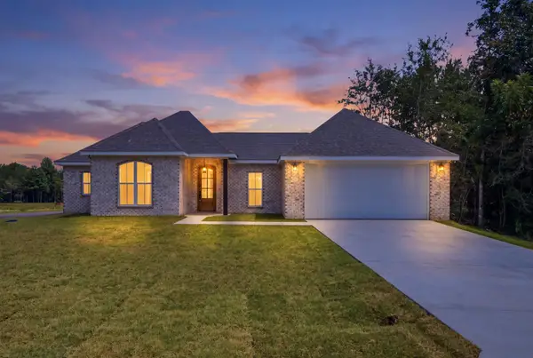 109 Friend Rd., Hattiesburg, MS 39402