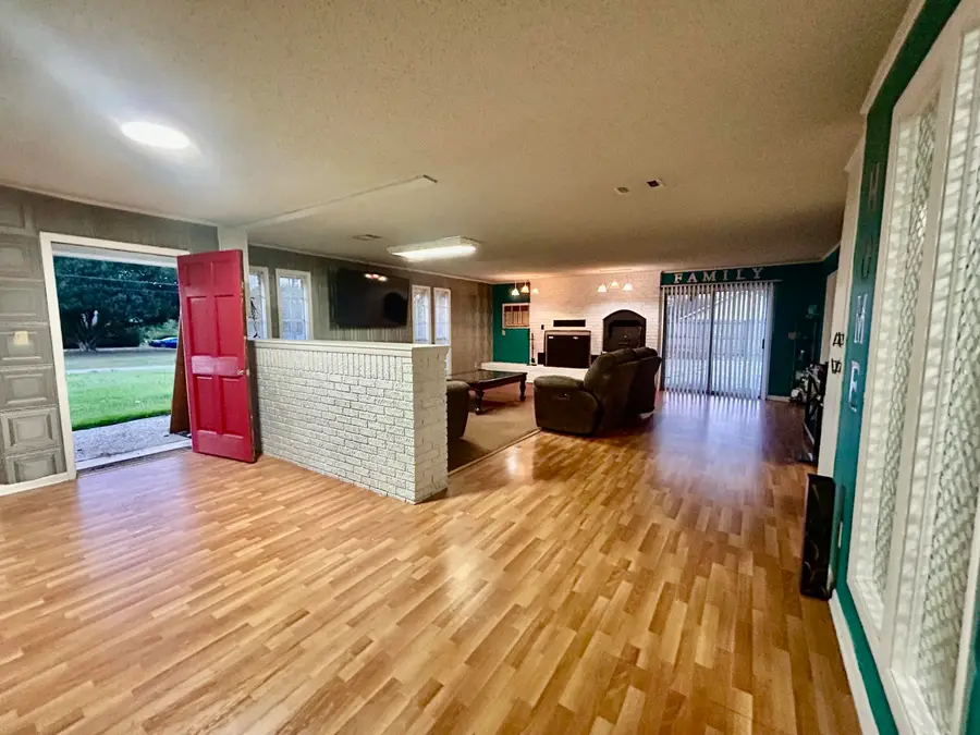 113 Tanglewood Dr., Hattiesburg, MS 39402 - #3
