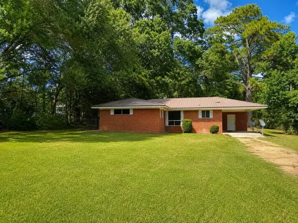 4741 Mississippi 15, Laurel, MS 39443