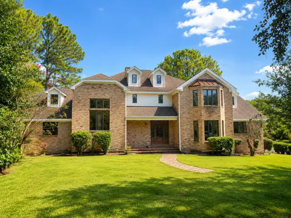 69 Pompano Dr., Hattiesburg, MS 39402