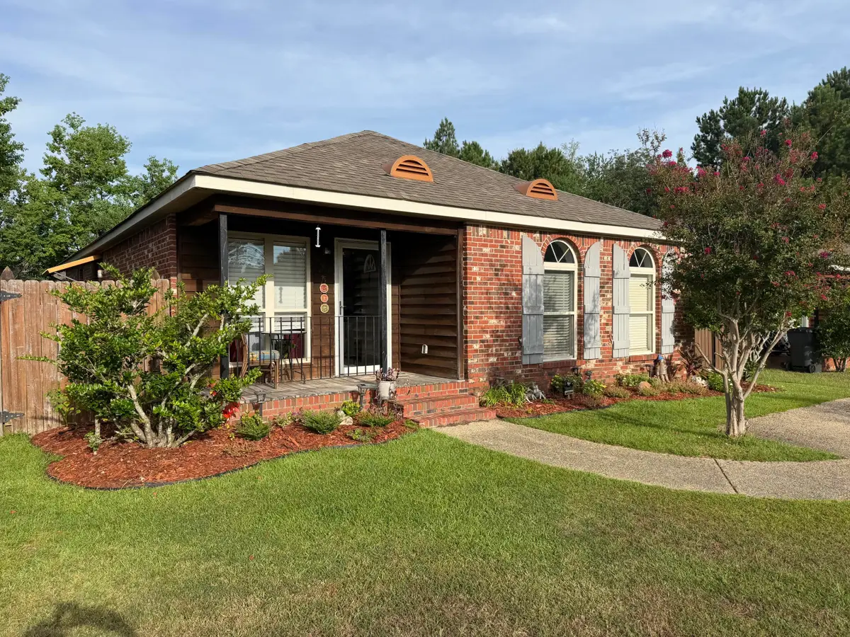 5 Venice Dr., Hattiesburg, MS 39402 - #1