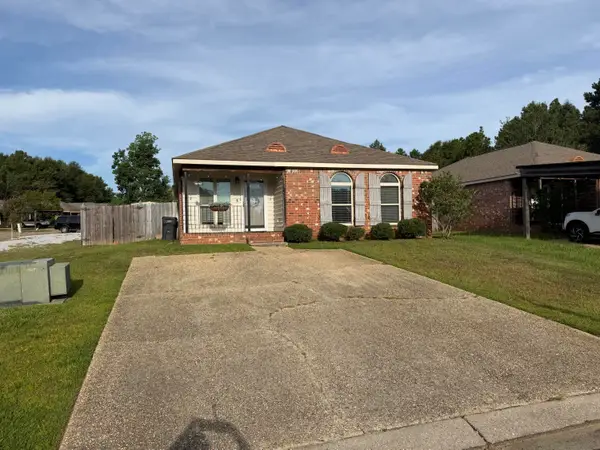 3 Findlay St., Hattiesburg, MS 39402
