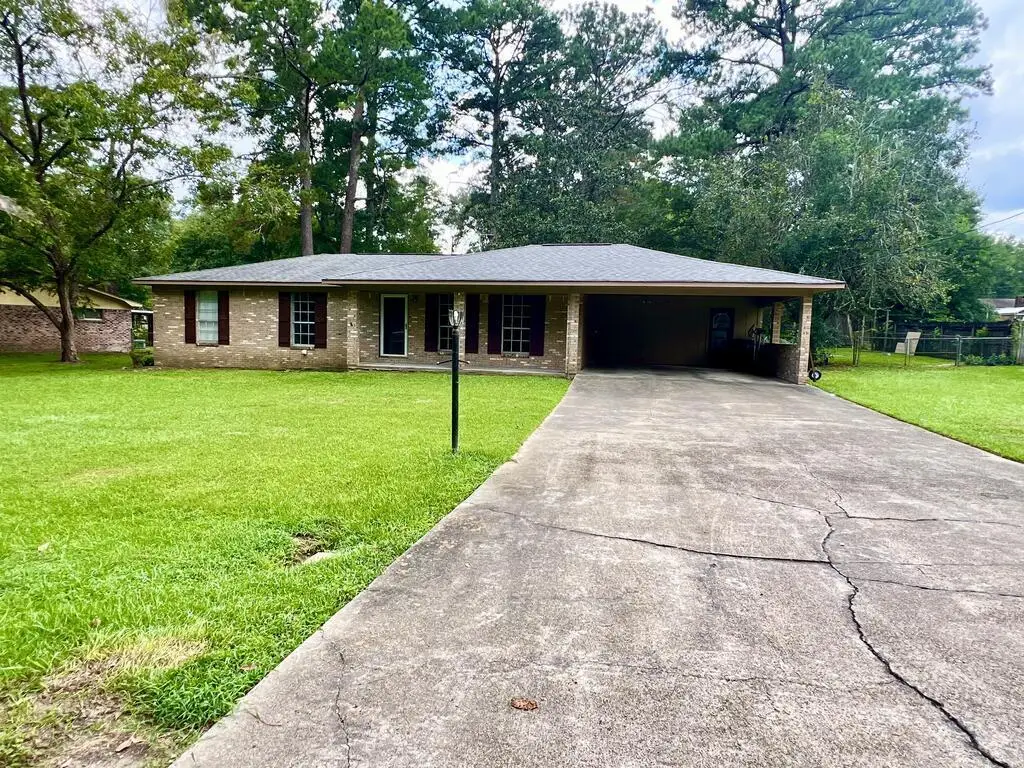 1110 Valley Dr., Laurel, MS 39440 - #1