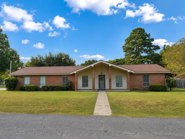2800 Wade Dr., Hattiesburg, MS 39401