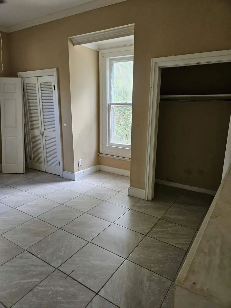 2129 N 5th Ave., Laurel, MS 39440 - #2