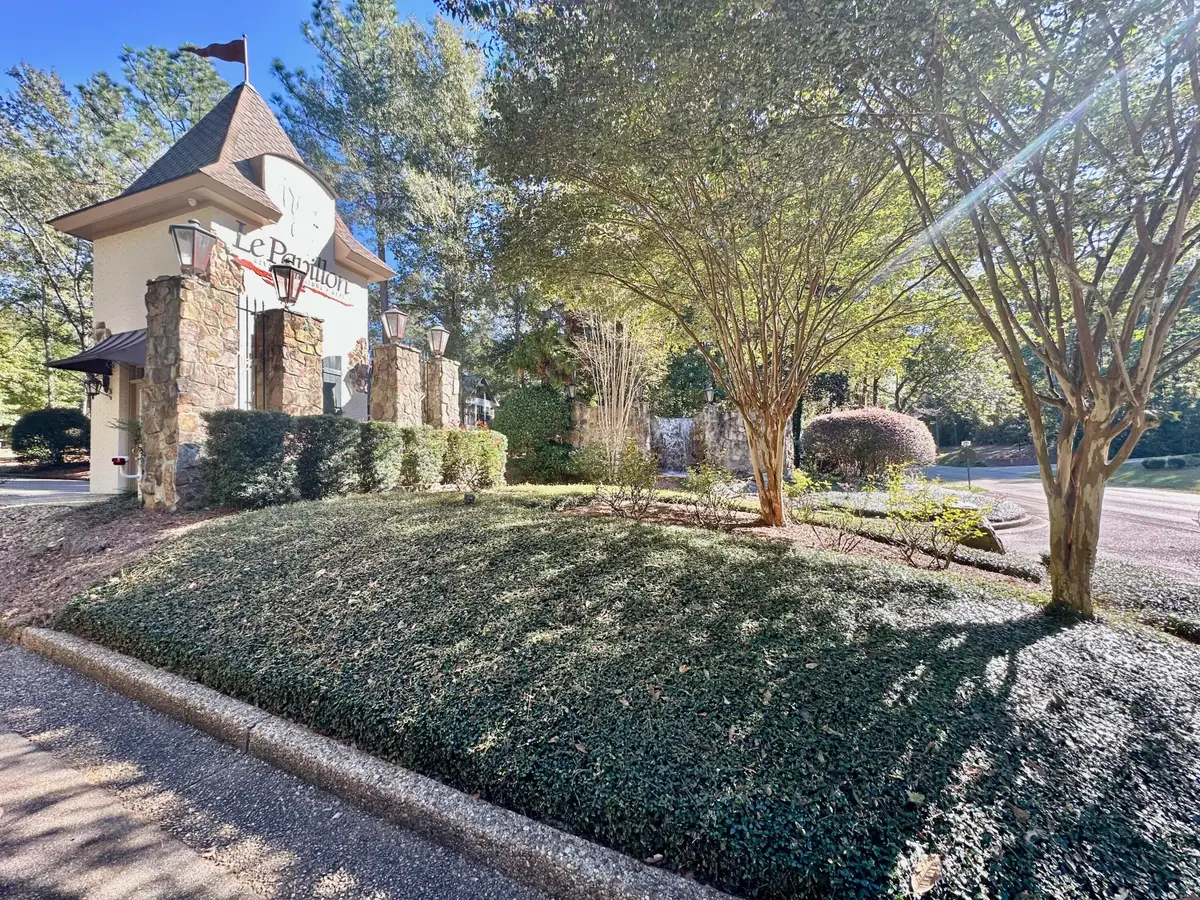 0A Buck Ct., Hattiesburg, MS 39402 - #1