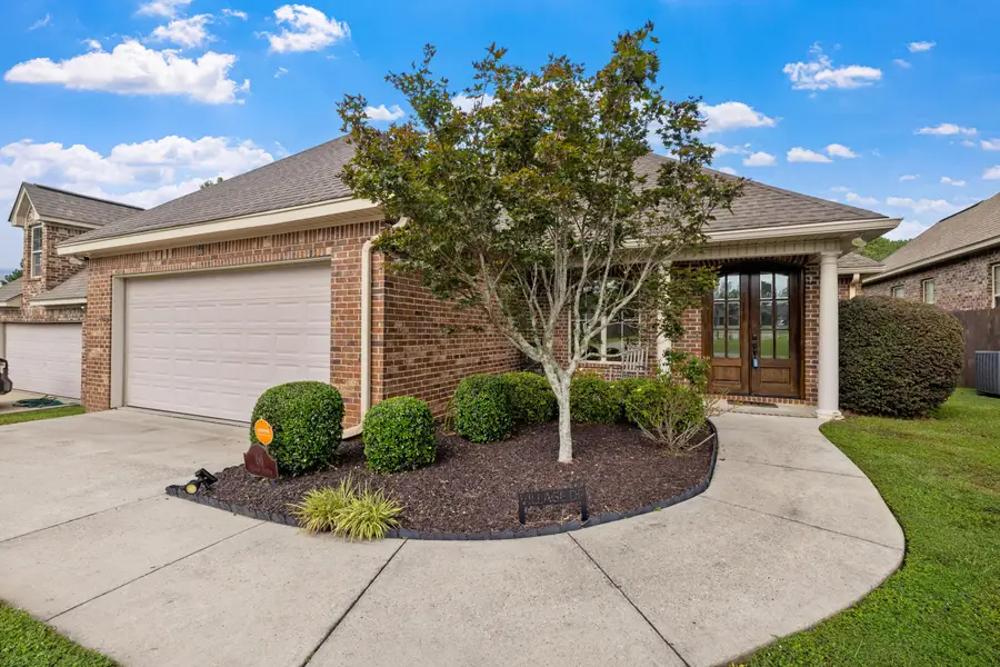 66 Village Dr., Hattiesburg, MS 39402 - #2