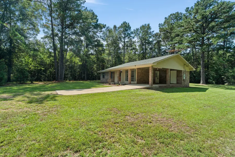 82 E Madden, Purvis, MS 39475 - #3
