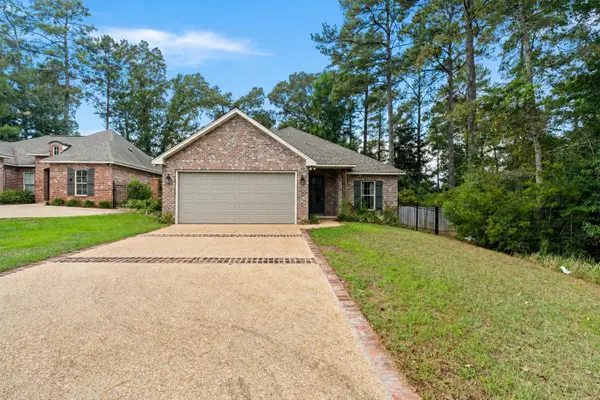 46 Canal Dr., Hattiesburg, MS 39402