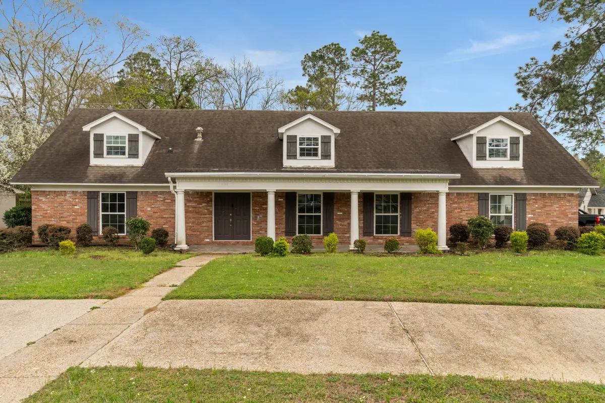 3008 Jamestown, Hattiesburg, MS 39402 - #1