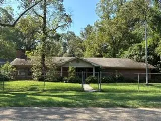 439 Geiger Lake, Hattiesburg, MS 39401