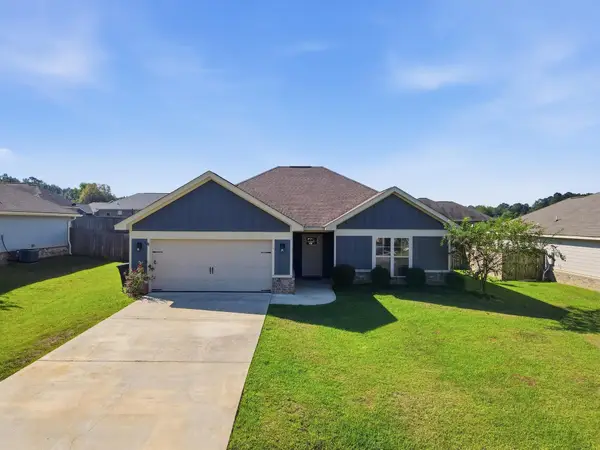 14 E Locust, Sumrall, MS 39482
