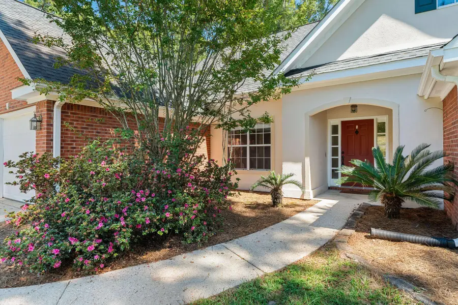 101 Yellow Pine Dr., Hattiesburg, MS 39402 - #3