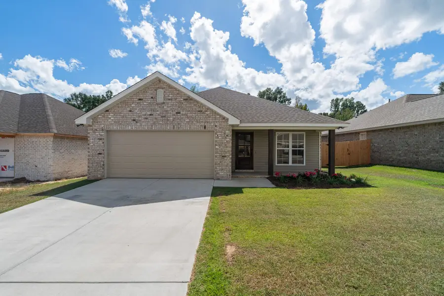 12 Jackson Square Dr., Hattiesburg, MS 39402 - #3