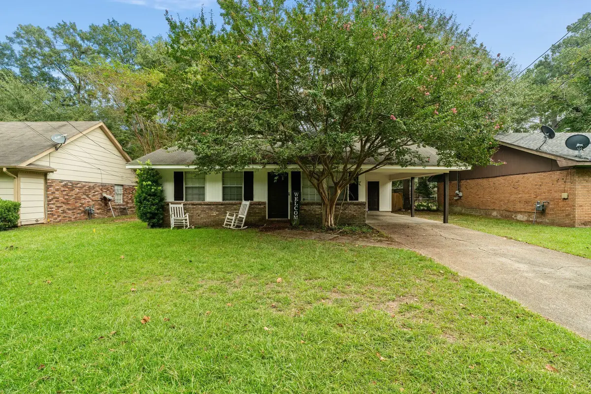 201 Fox Run Dr., Hattiesburg, MS 39402 - #1