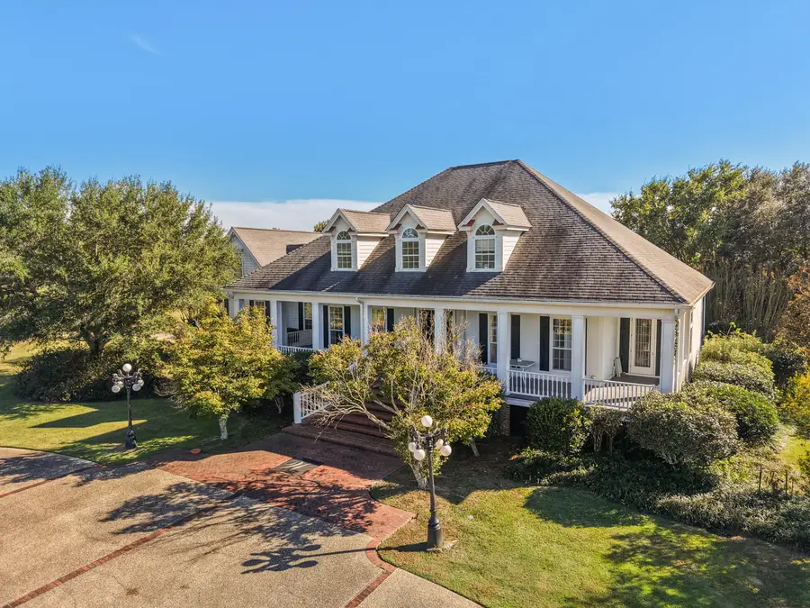 51 Oakhill Blvd., Collins, MS 39428 - #2