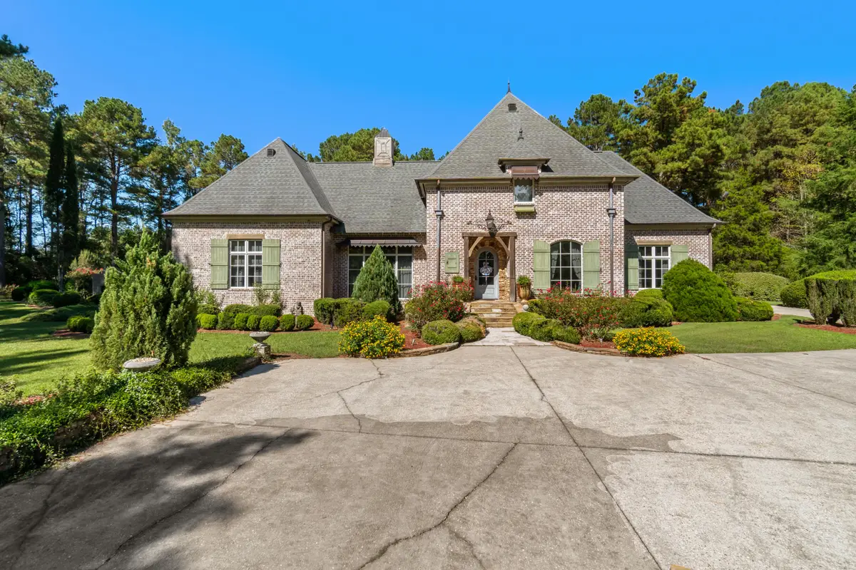 15 Jomar Rd., Laurel, MS 39443 - #1