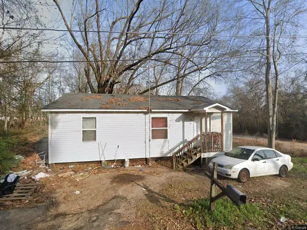 110 Chambliss Dr., Hattiesburg, MS 39401