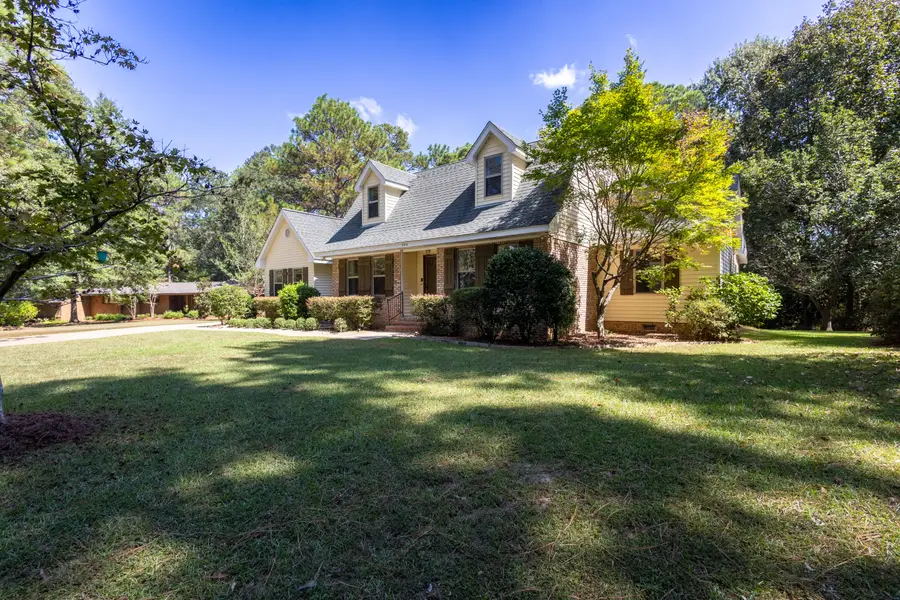 300 Honeysuckle Dr., Hattiesburg, MS 39402 - #2