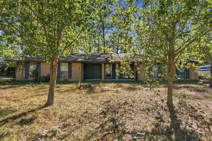 2606 Sunset Dr., Hattiesburg, MS 39402 - #2