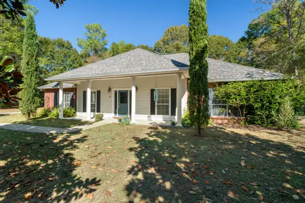 18 Zachary Dr., Hattiesburg, MS 39402