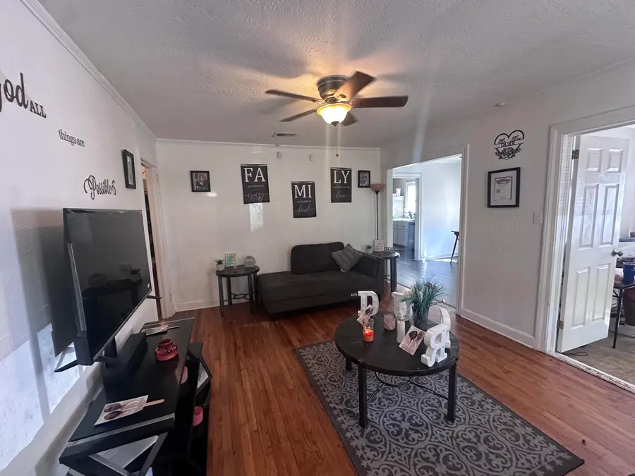 323 Dixie Ave., Hattiesburg, MS 39401 - #3