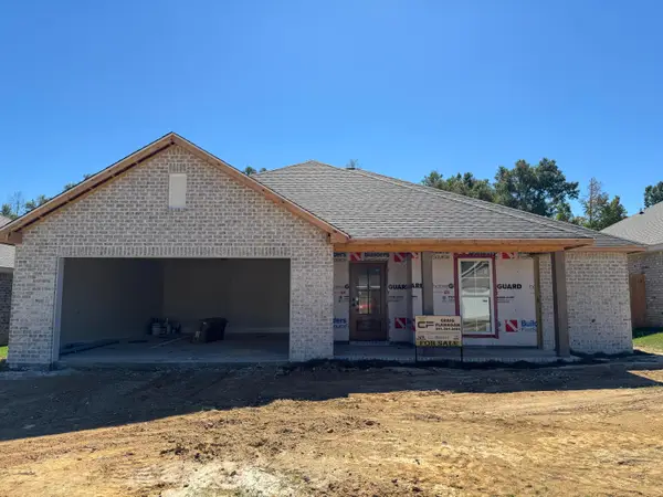 16 Jackson Sq Dr., Hattiesburg, MS 39402