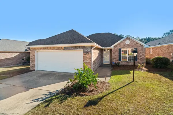 136 Willow Brook Dr., Hattiesburg, MS 39402