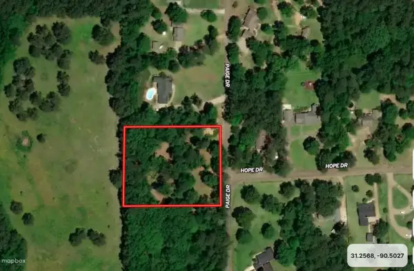 Paige Drive, McComb, MS 39648