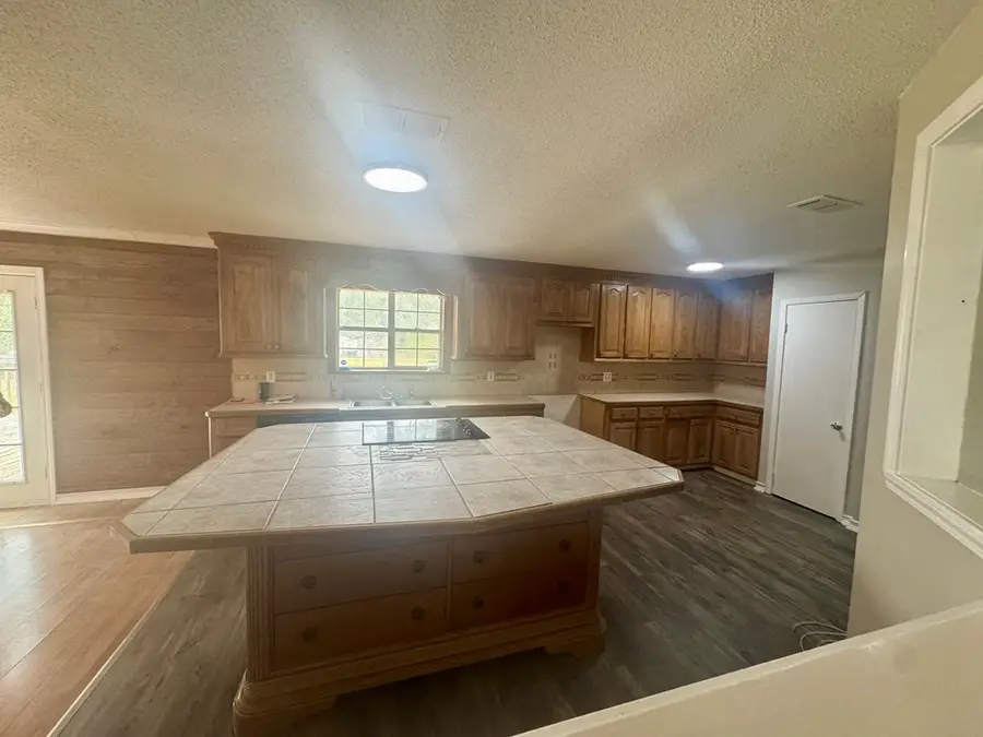 730 Vogel, McComb, MS 39648 - Image #2