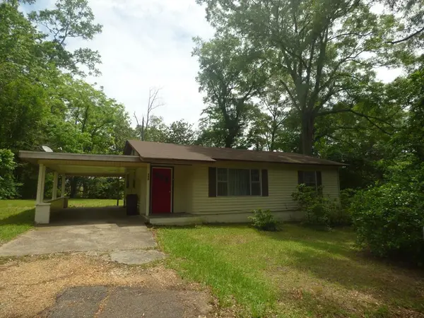 309 W Avenue S, McComb, MS 39648