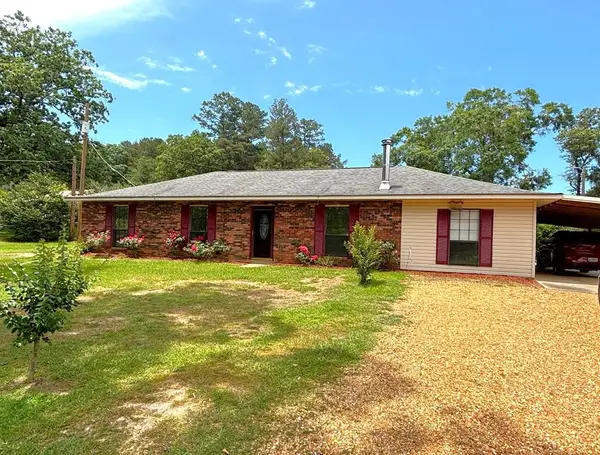 1041 Fortenberry Circle, McComb, MS 39648