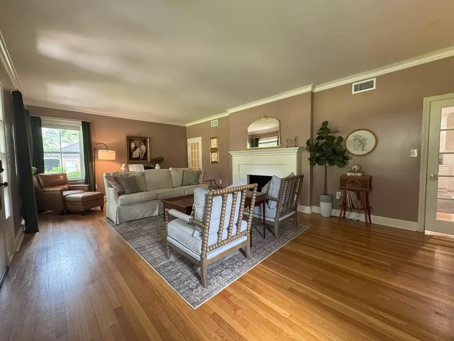 982 S Church Street, Brookhaven, MS 39601 - Image #2