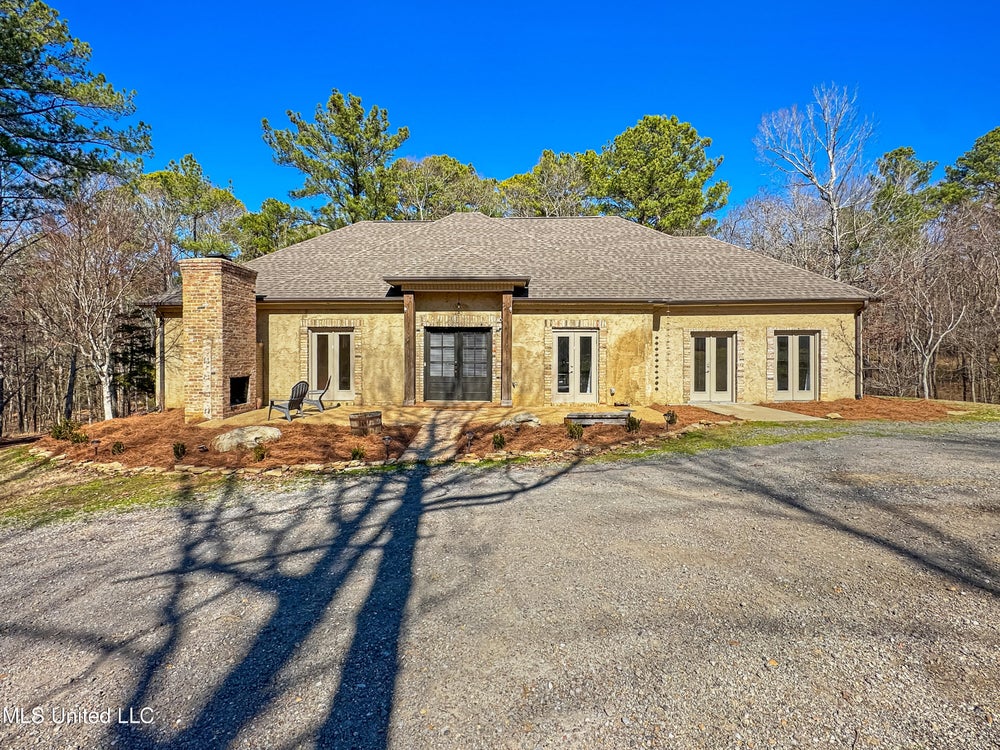 431 Monterey Rd Road, Richland, MS 39218 BHGRE