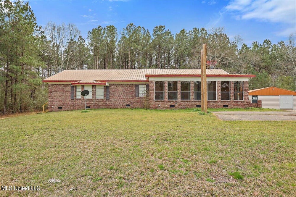 15294 W Highway 18, Raleigh, MS 39153 - BHGRE