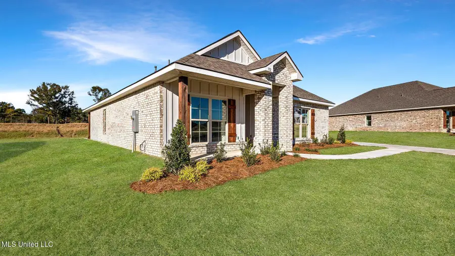 712 Honeysuckle Loop, Canton, MS 39046 - Image #2