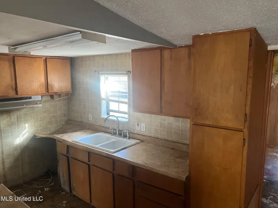 146 Lady Marian Road, Brandon, MS 39042 - #2