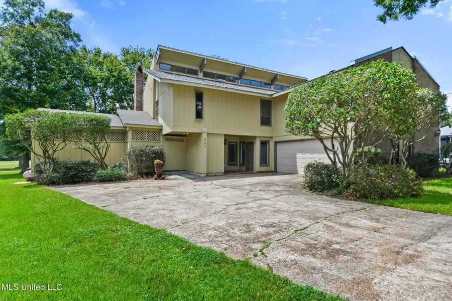 687 Oahu Street, Diamondhead, MS 39525 - #2