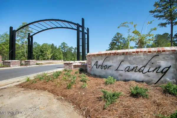 188 Crepe Myrtle Drive, Brandon, MS 39047