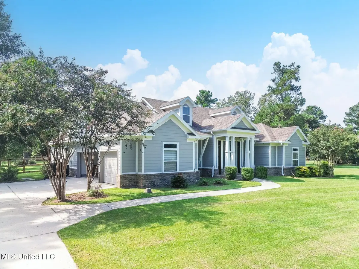 23894 Stablewood Drive, Pass Christian, MS 39571 - Image #1