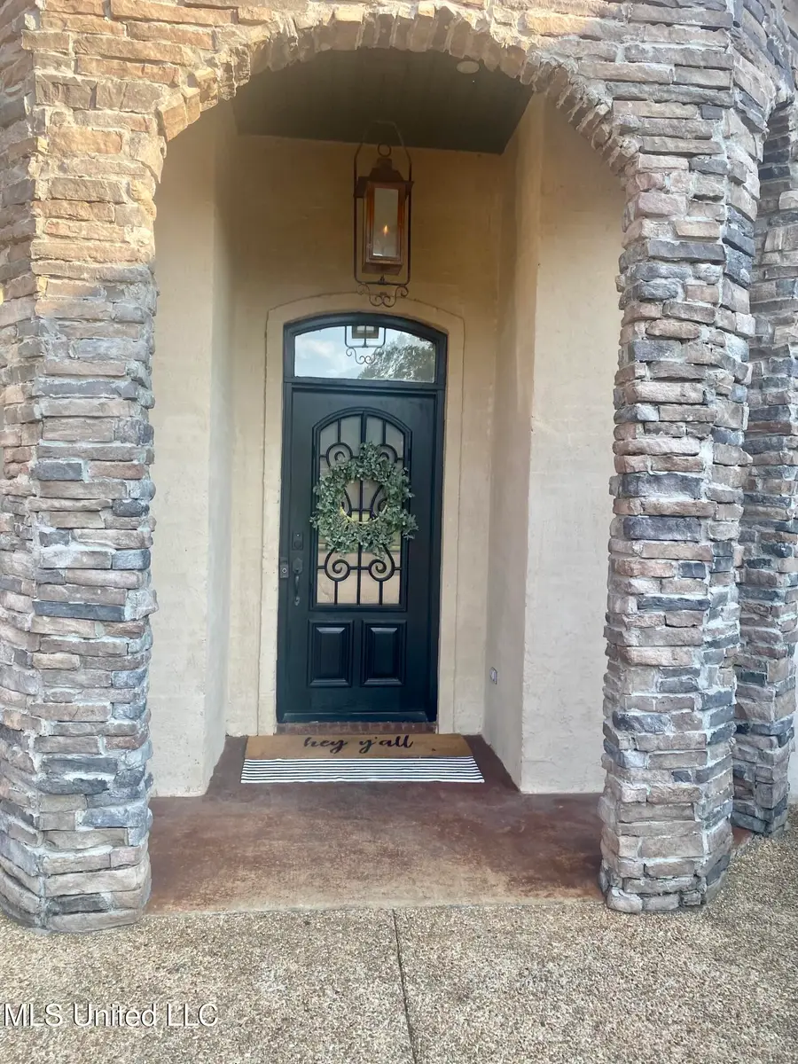 834 Creston Drive, Byram, MS 39272 - Image #2