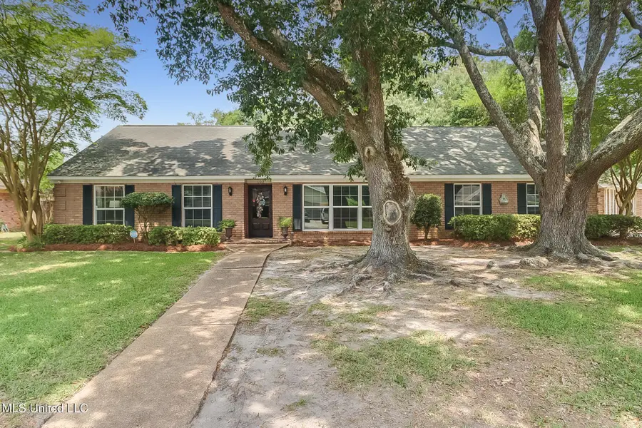 102 Dogwood Drive, Gulfport, MS 39507 - Image #2