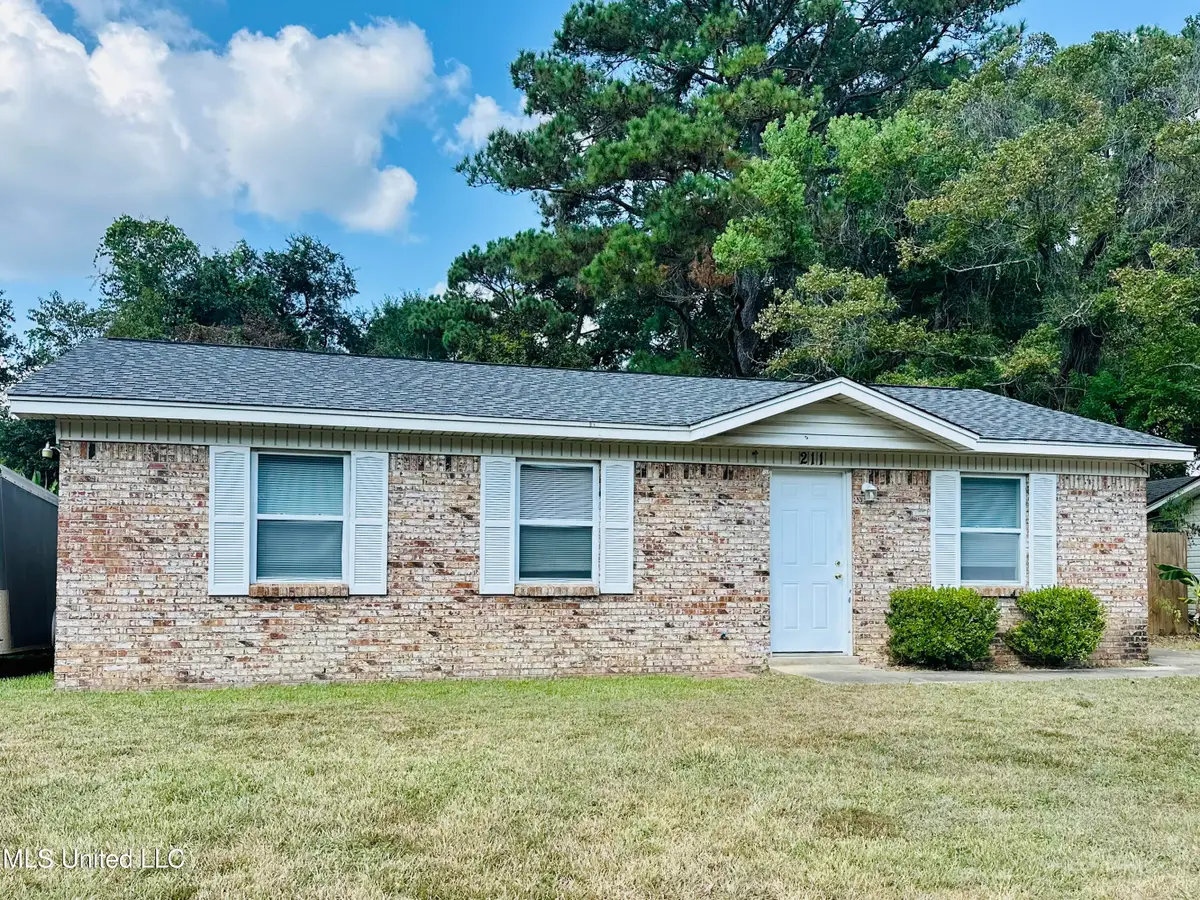 211 Barbara Circle, Ocean Springs, MS 39564 - Image #1