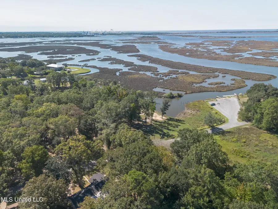 3407 Hemlock Avenue, Moss Point, MS 39563 - Image #3