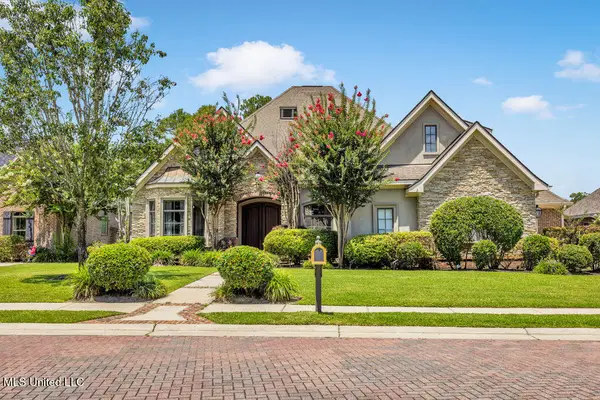 315 Goose Pointe Boulevard, Biloxi, MS 39531