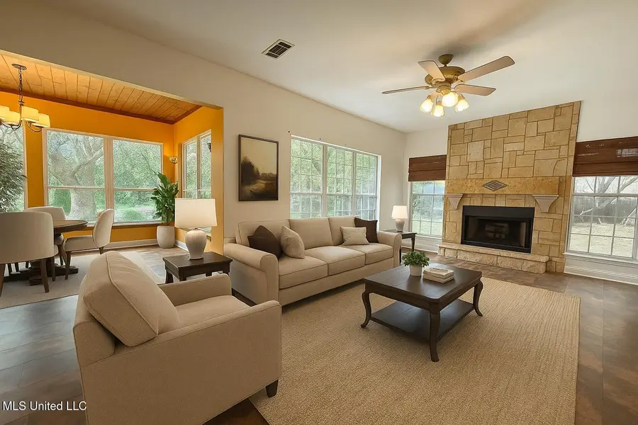 1516 Shelby Lane, Ocean Springs, MS 39564 - Image #3