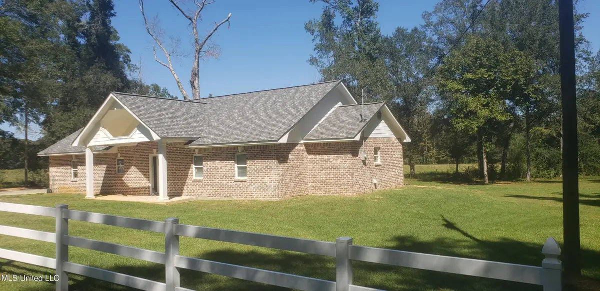 2096 N Topisaw Road, Ruth, MS 39662 - #1